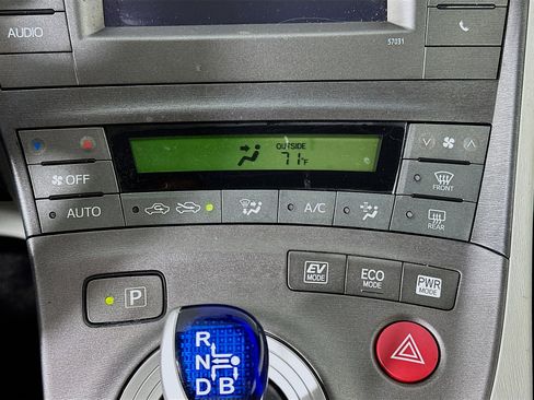 Used 2014 Toyota Prius Two FWD image 23
