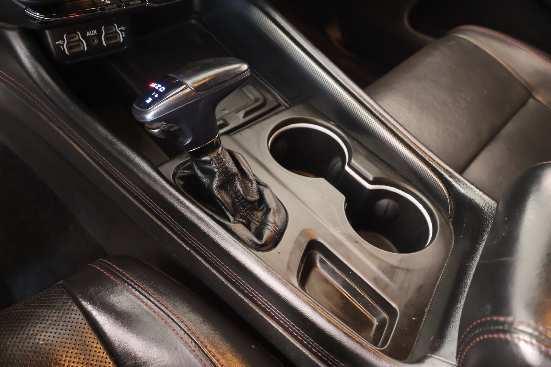Used 2022 Dodge Durango R/T RWD image 9