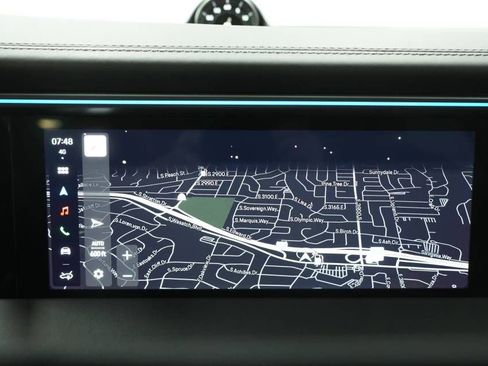 Certified 2025 Porsche Macan Electric RWD image 21