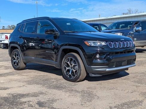 New 2026 Jeep Compass Limited AWD/4WD image 2