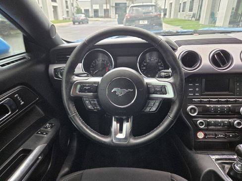 Used 2017 Ford Mustang GT RWD image 21