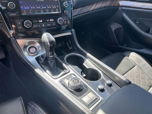 Used 2017 Nissan Maxima Platinum w/ Medallion Package image 36
