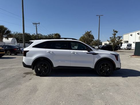 New 2026 Kia Sorento SX AWD/4WD image 3