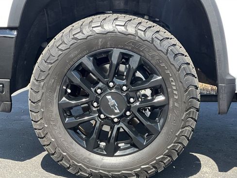 Used 2025 Chevrolet Silverado 2500 LT w/ Trail Boss Package AWD/4WD image 27