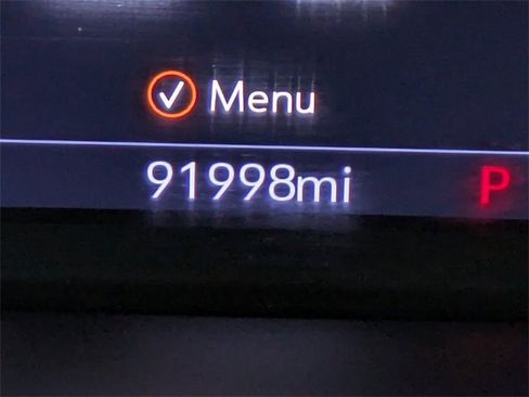 Used 2021 Chevrolet Suburban Premier w/ Premium Package image 35