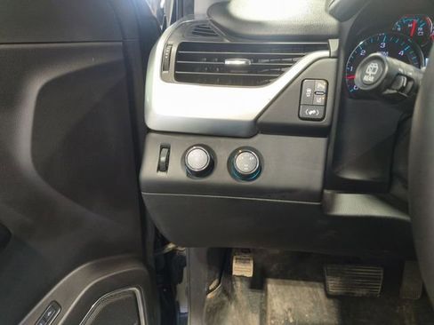 Used 2015 Chevrolet Suburban LTZ AWD/4WD image 14