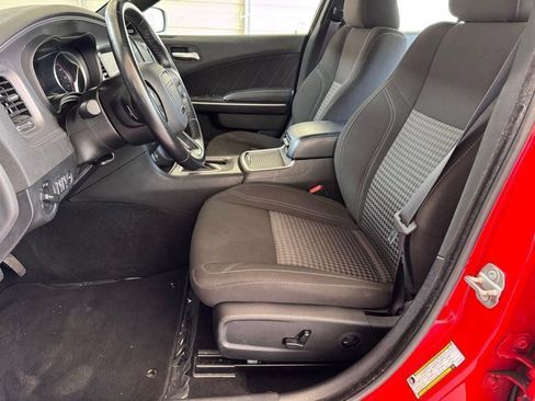 Used 2023 Dodge Charger SXT RWD image 8
