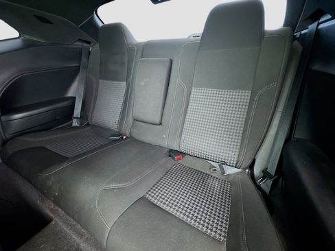 Used 2016 Dodge Challenger SXT w/ Blacktop Package image 15