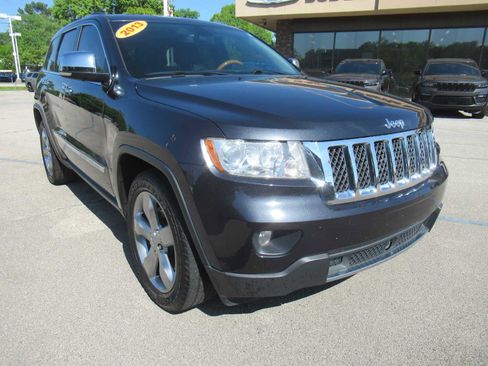 Used 2013 Jeep Grand Cherokee Overland w/ Advance Technology Group image 10