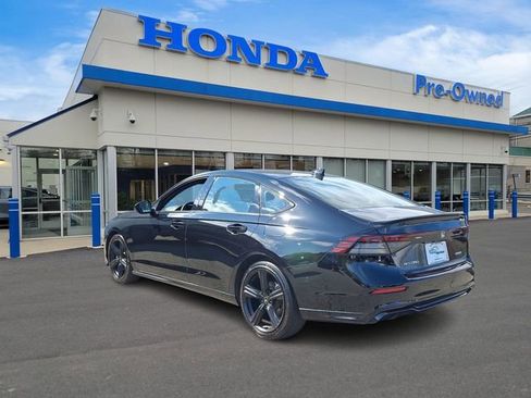 Used 2025 Honda Accord Sport image 6