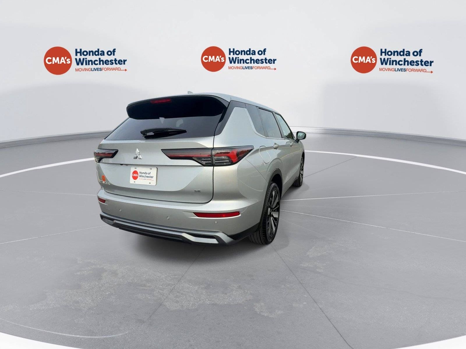 Used 2025 Mitsubishi Outlander SE AWD/4WD image 7
