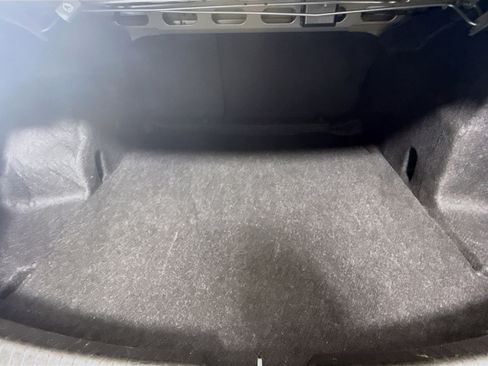 Used 2022 Chevrolet Malibu LT image 35