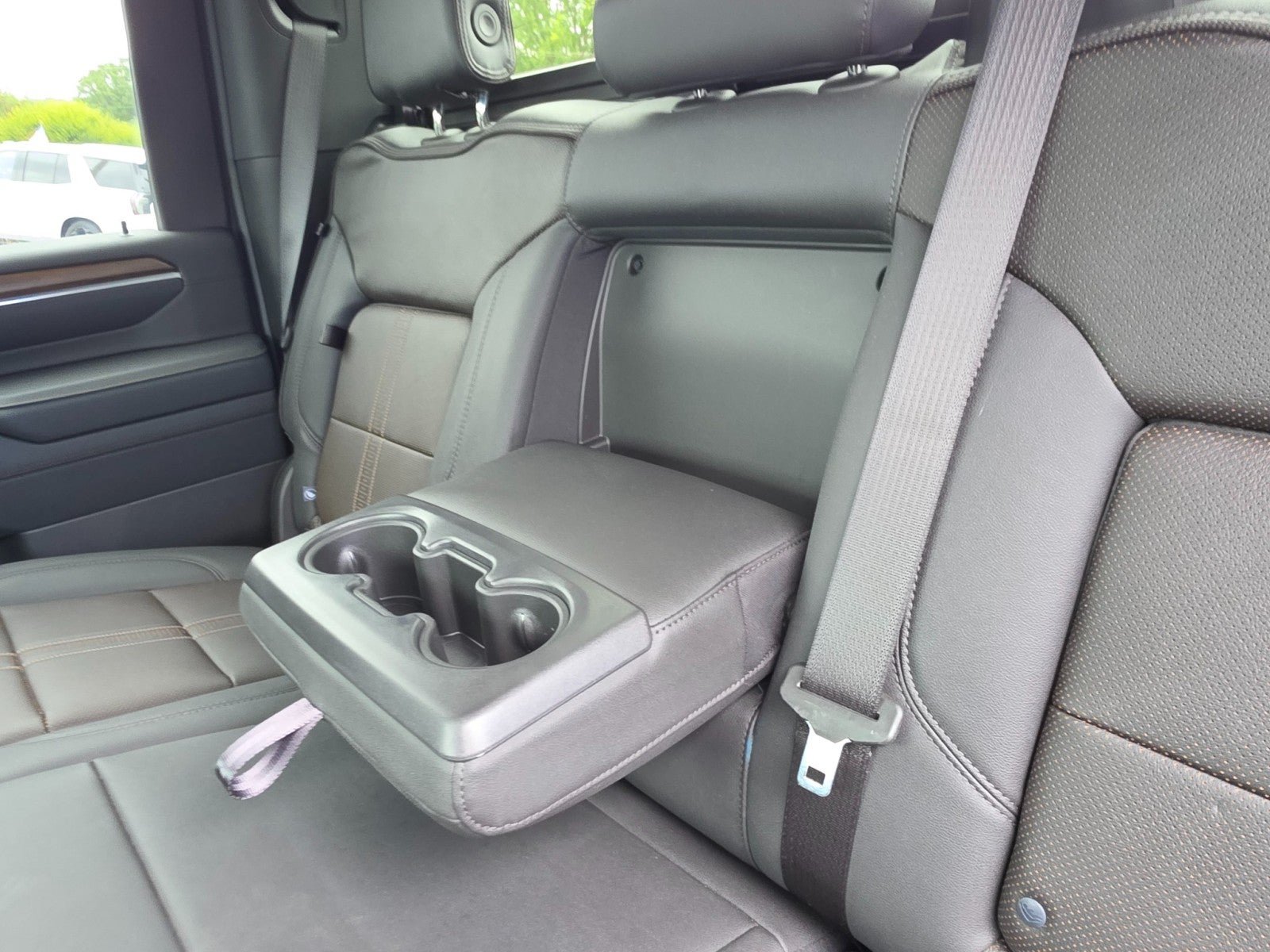 Used 2025 Chevrolet Silverado 2500 High Country w/ High Country Premium Package AWD/4WD image 27