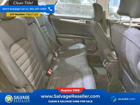 Used 2015 Ford Fusion SE image 13