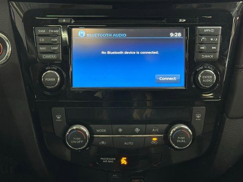 Used 2017 Nissan Rogue SL w/ SL Premium Package image 20