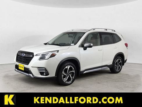 Used 2023 Subaru Forester Touring AWD/4WD image 1