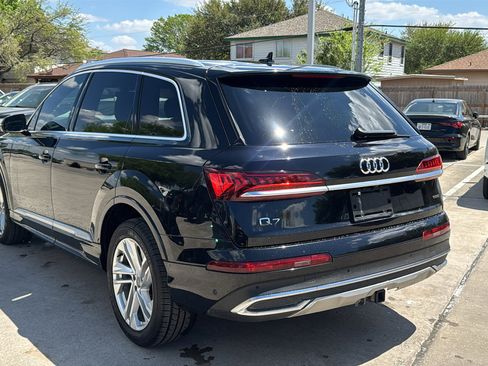Used 2020 Audi Q7 3.0T Premium Plus w/ Premium Plus Package AWD/4WD image 5