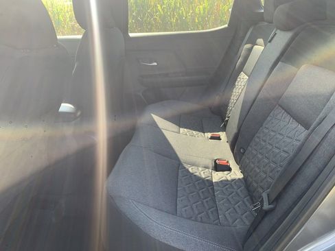 New 2026 Nissan Kicks SV image 11