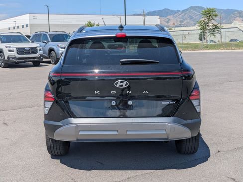 Used 2024 Hyundai Kona Limited AWD/4WD image 4