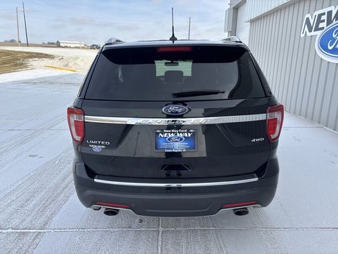 Used 2018 Ford Explorer Limited image 5