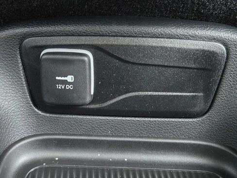 New 2026 Chrysler Pacifica Select AWD/4WD image 21