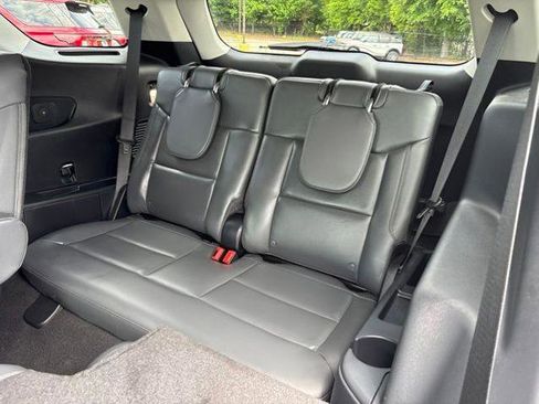 Certified 2025 Ford Explorer Active w/ Active Comfort Package RWD image 29