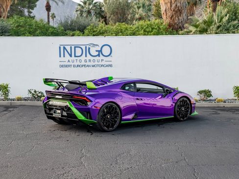 Used 2024 Lamborghini Huracan STO image 6