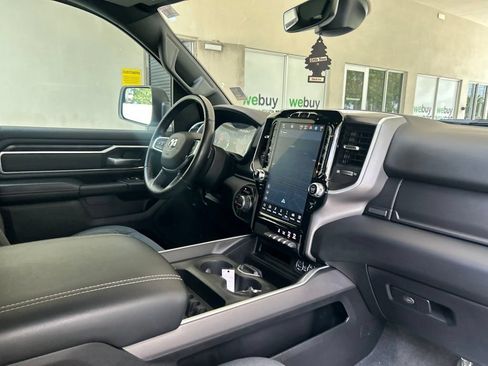 Used 2023 RAM 1500 Big Horn AWD/4WD image 24