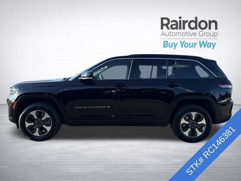 Used 2024 Jeep Grand Cherokee Limited 4xe AWD/4WD image 4
