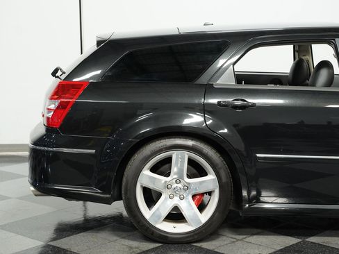 Used 2006 Dodge Magnum SRT8 w/ SRT Option Group III image 23