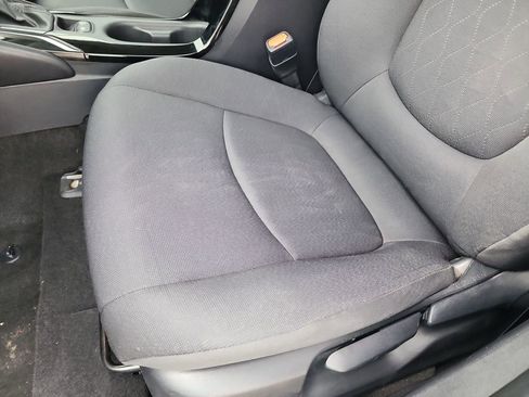 Used 2022 Toyota Corolla LE image 16