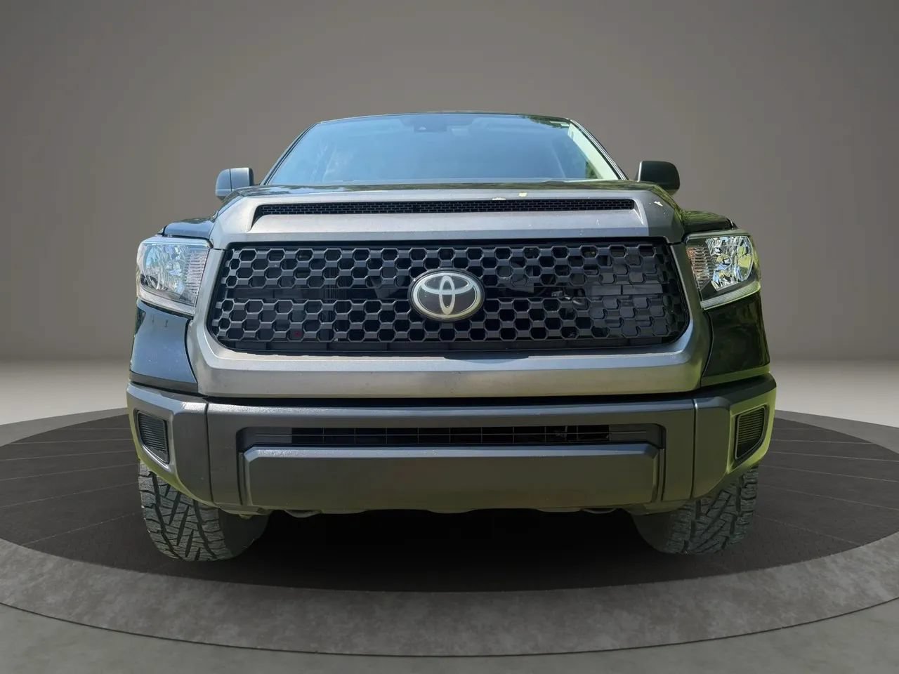 Used 2018 Toyota Tundra SR AWD/4WD image 8