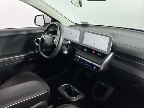 Used 2022 Hyundai Ioniq 5 SE image 32