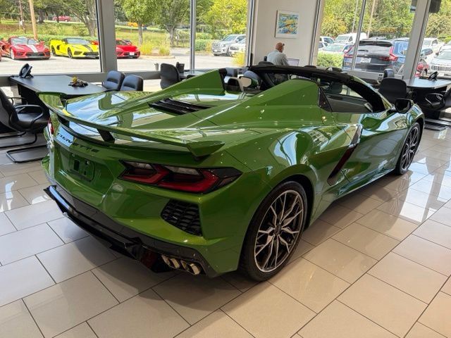 Used 2026 Chevrolet Corvette Stingray Preferred Conv w/ Z51 Performance Package RWD image 9