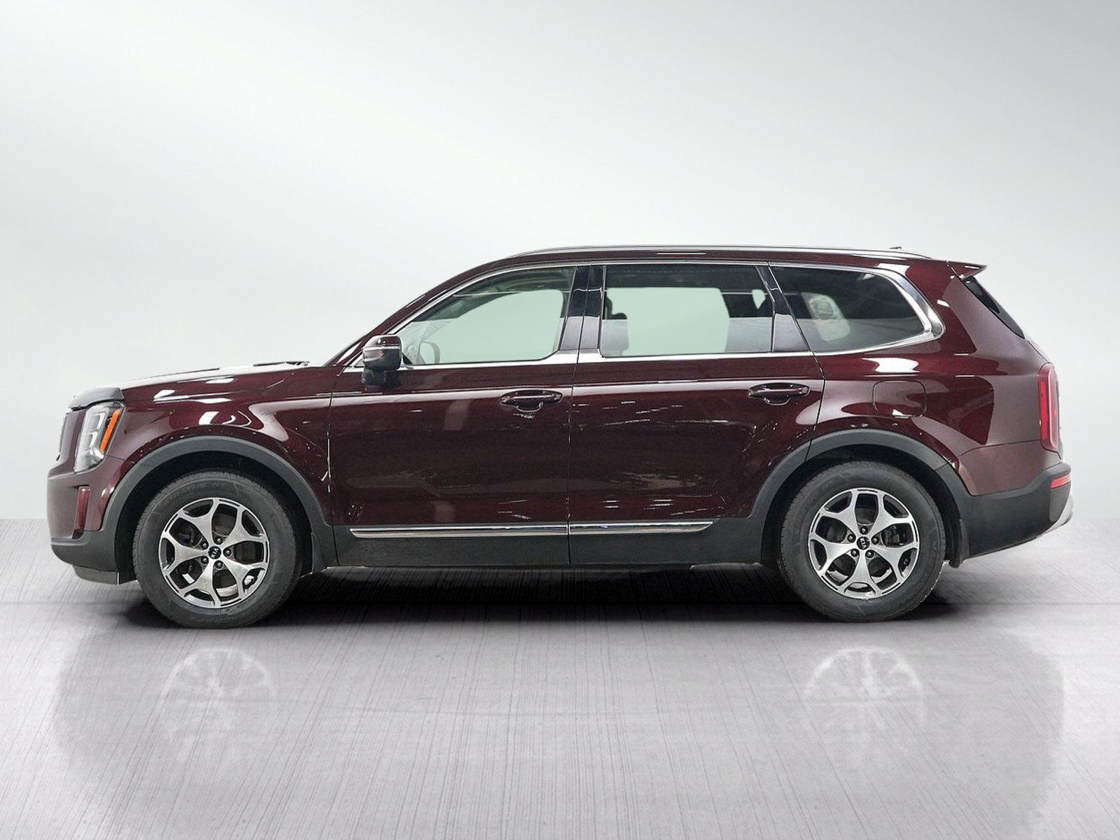 Used 2020 Kia Telluride EX AWD/4WD image 2