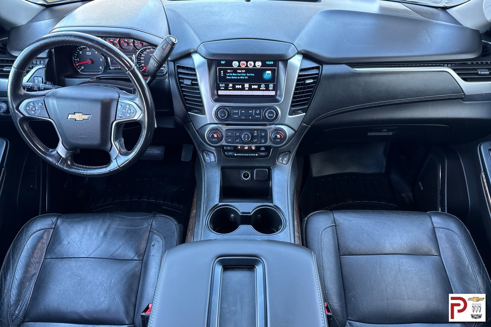 Used 2018 Chevrolet Suburban LT AWD/4WD image 15