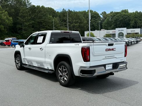 Used 2023 GMC Sierra 1500 SLT w/ SLT Premium Package AWD/4WD image 3