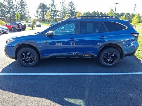 Used 2022 Subaru Outback Wilderness w/ Wilderness Package AWD/4WD image 4