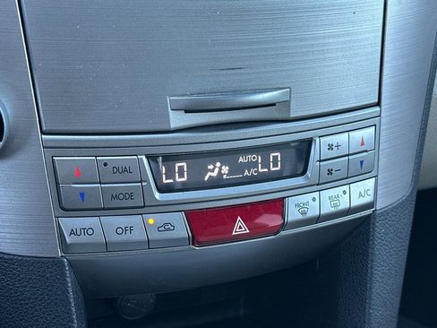 Used 2013 Subaru Outback 2.5i Limited w/ Moonroof Pkg image 19