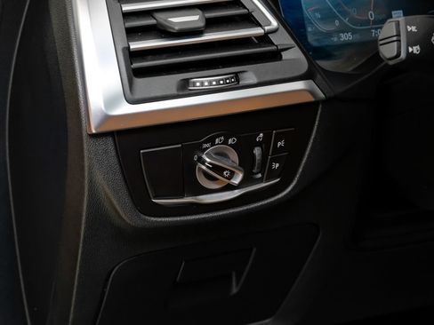 Used 2024 BMW X3 sDrive30i w/ Premium Package RWD image 33