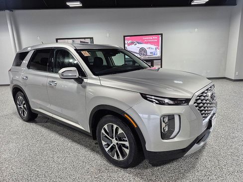 Used 2021 Hyundai Palisade SEL w/ Cargo Package AWD/4WD image 4