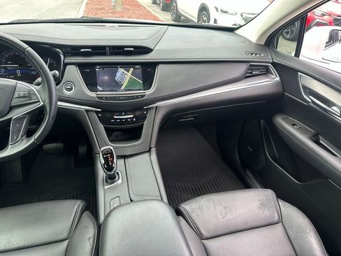 Used 2019 Cadillac XT5 Luxury image 23