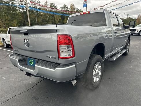 Used 2024 RAM 2500 Big Horn w/ Sport Appearance Package image 8