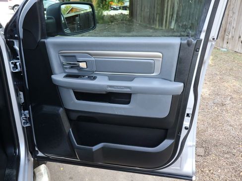 Used 2018 RAM 1500 Big Horn image 27