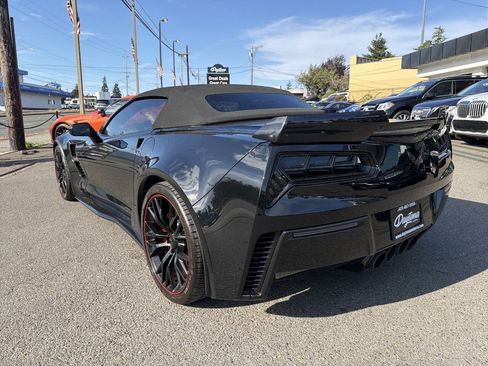 Used 2017 Chevrolet Corvette Grand Sport RWD image 5