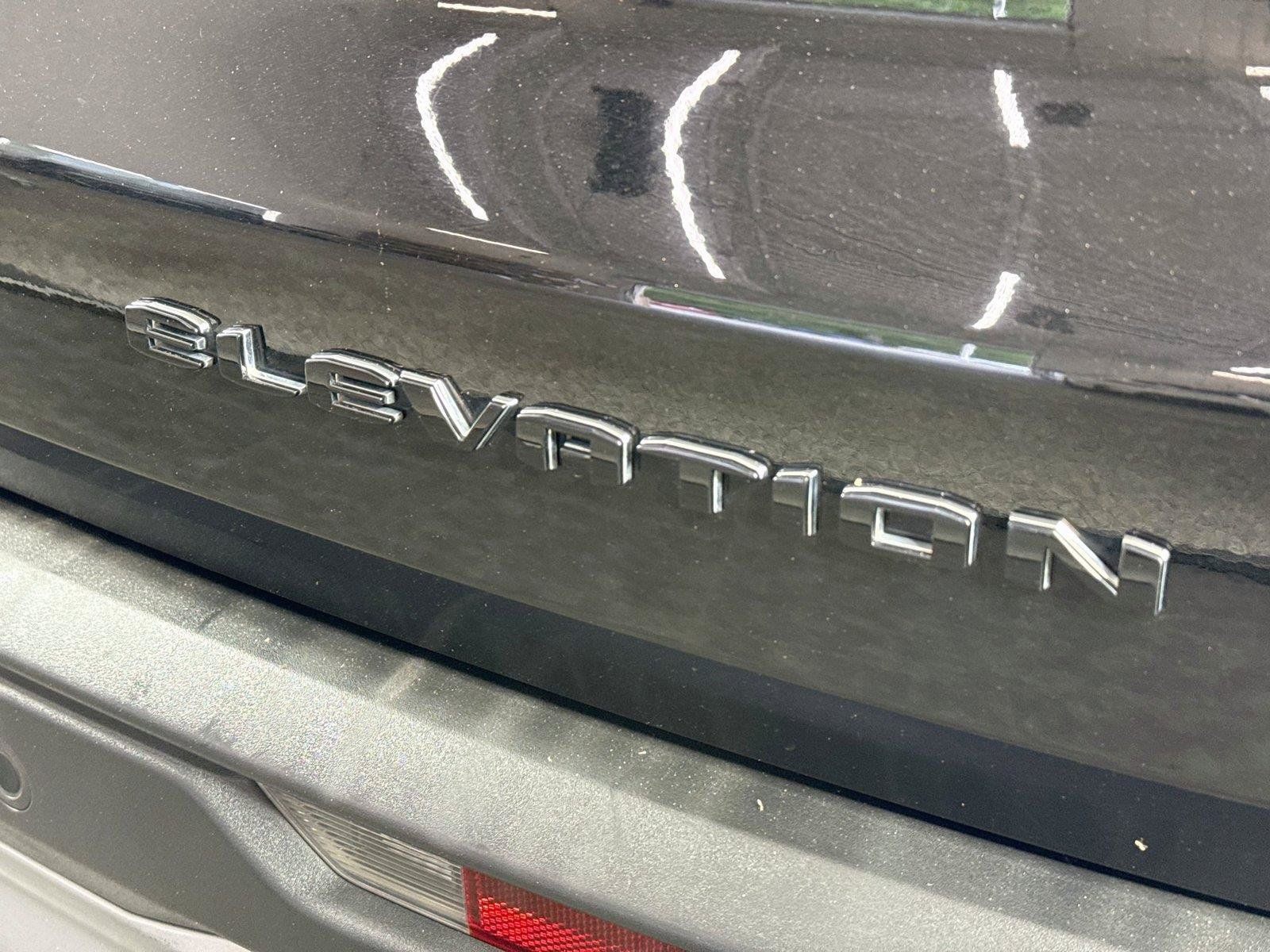 Used 2024 GMC Acadia Elevation AWD/4WD image 15