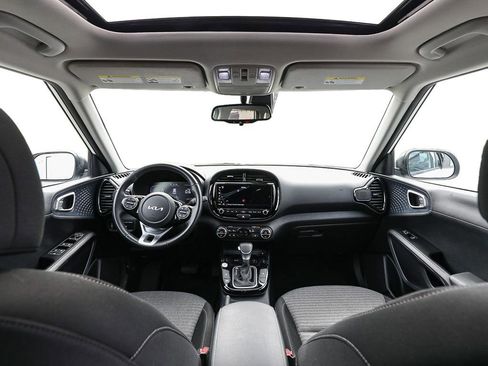 Used 2023 Kia Soul EX FWD image 24