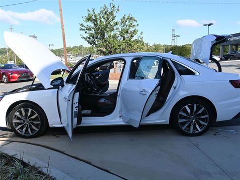 Used 2020 Audi A4 2.0T Premium w/ Convenience Package image 19