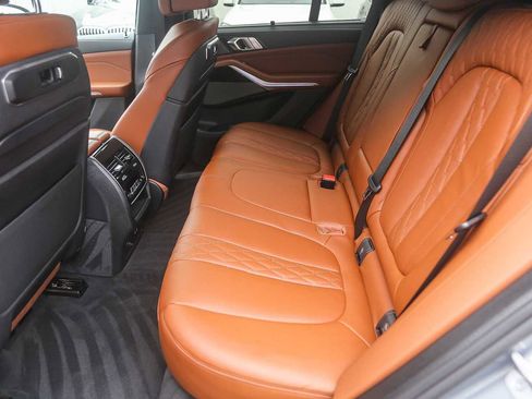 Used 2025 BMW X5 xDrive50e w/ Executive Package image 15