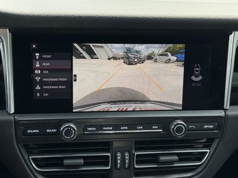Used 2021 Porsche Macan S AWD/4WD image 26